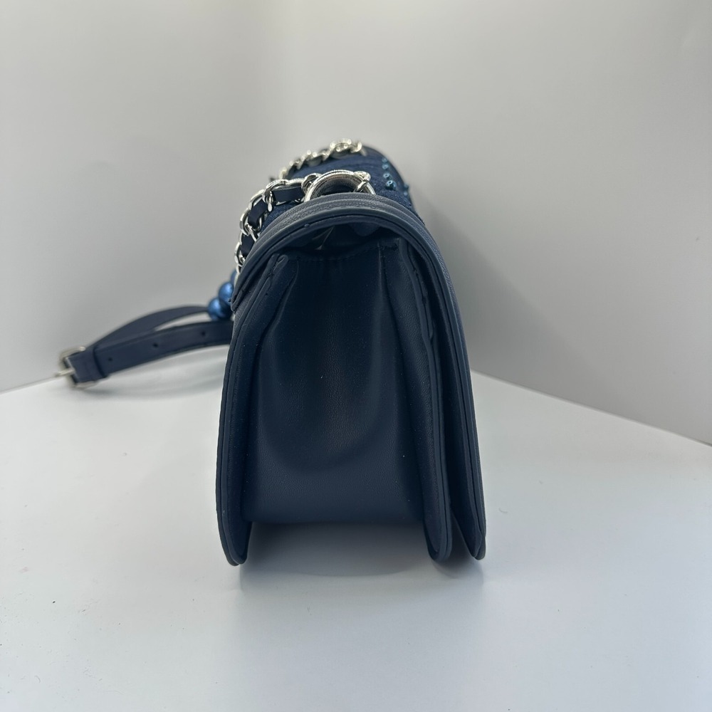 NEW Badgley Mischka Denim Pearls Crossbody Bag Purse Blue Quilted Jean Statement - Picture 3 of 6